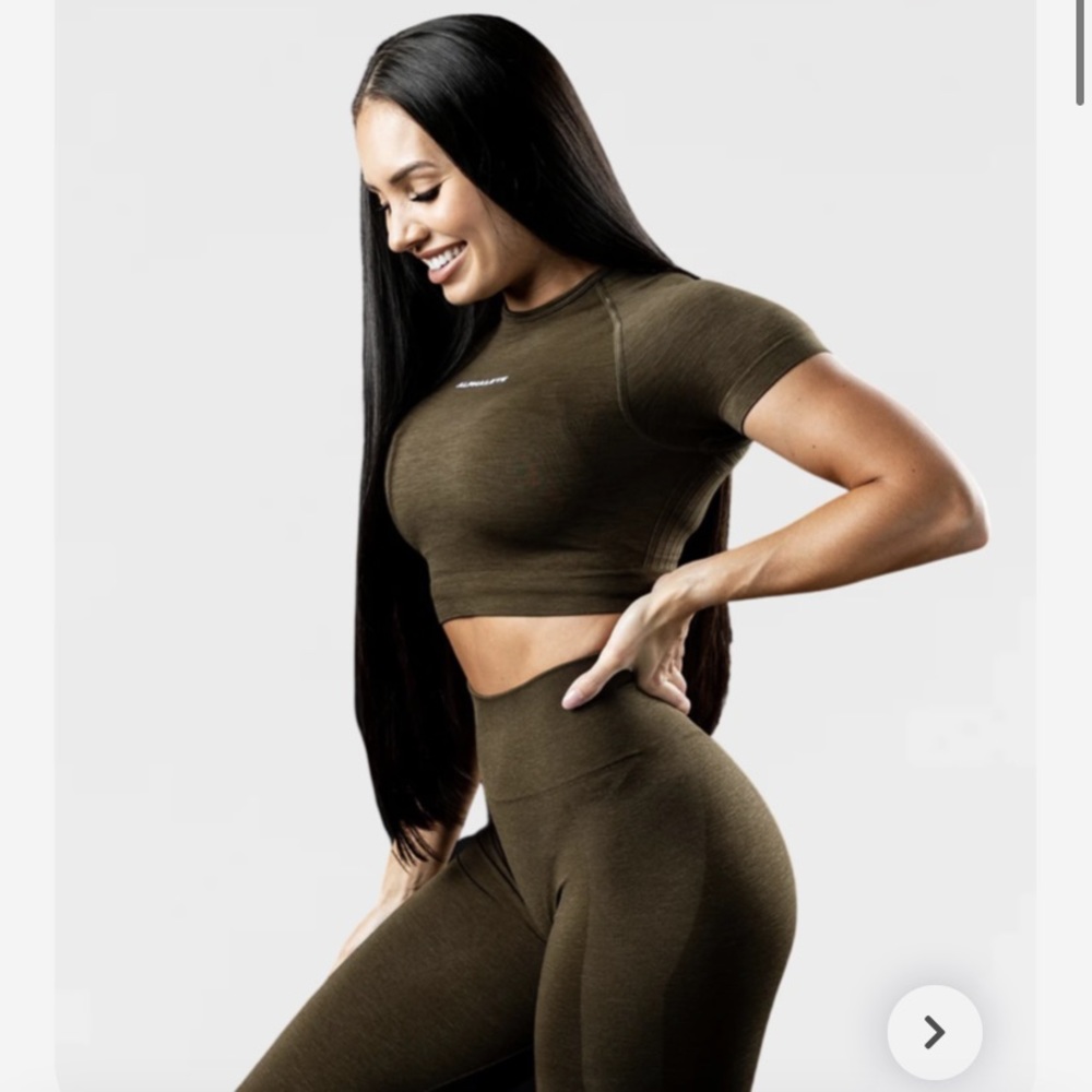 Alphalete Amplify